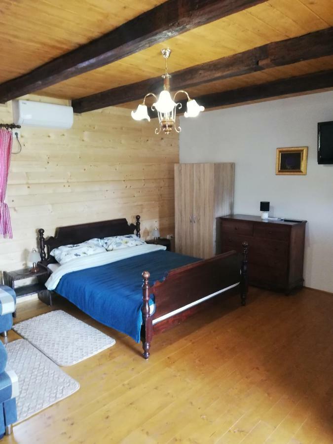 Hotel Pod Orehom Drvena Kuca I Sauna Krapina Exterior foto