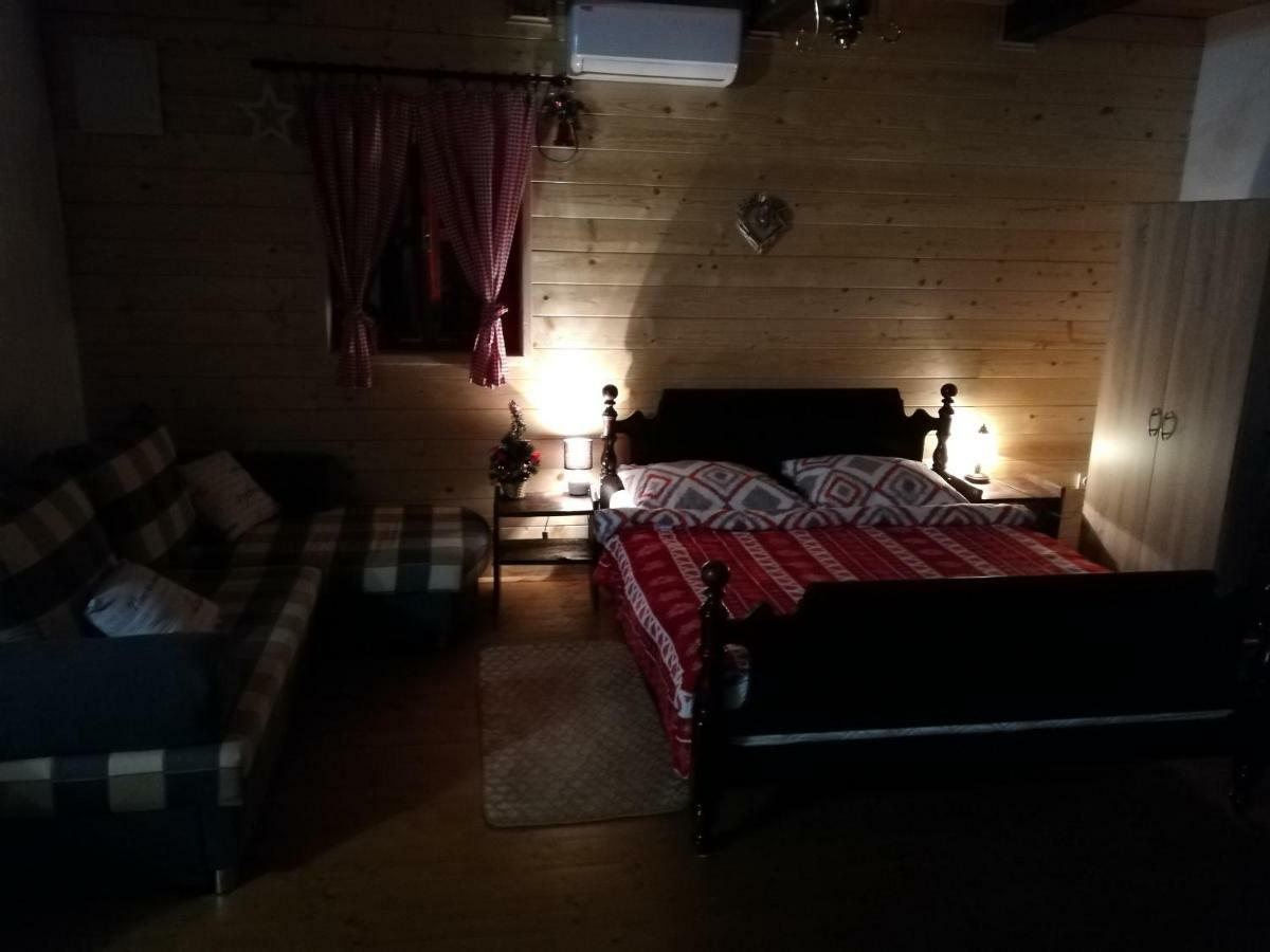 Hotel Pod Orehom Drvena Kuca I Sauna Krapina Exterior foto